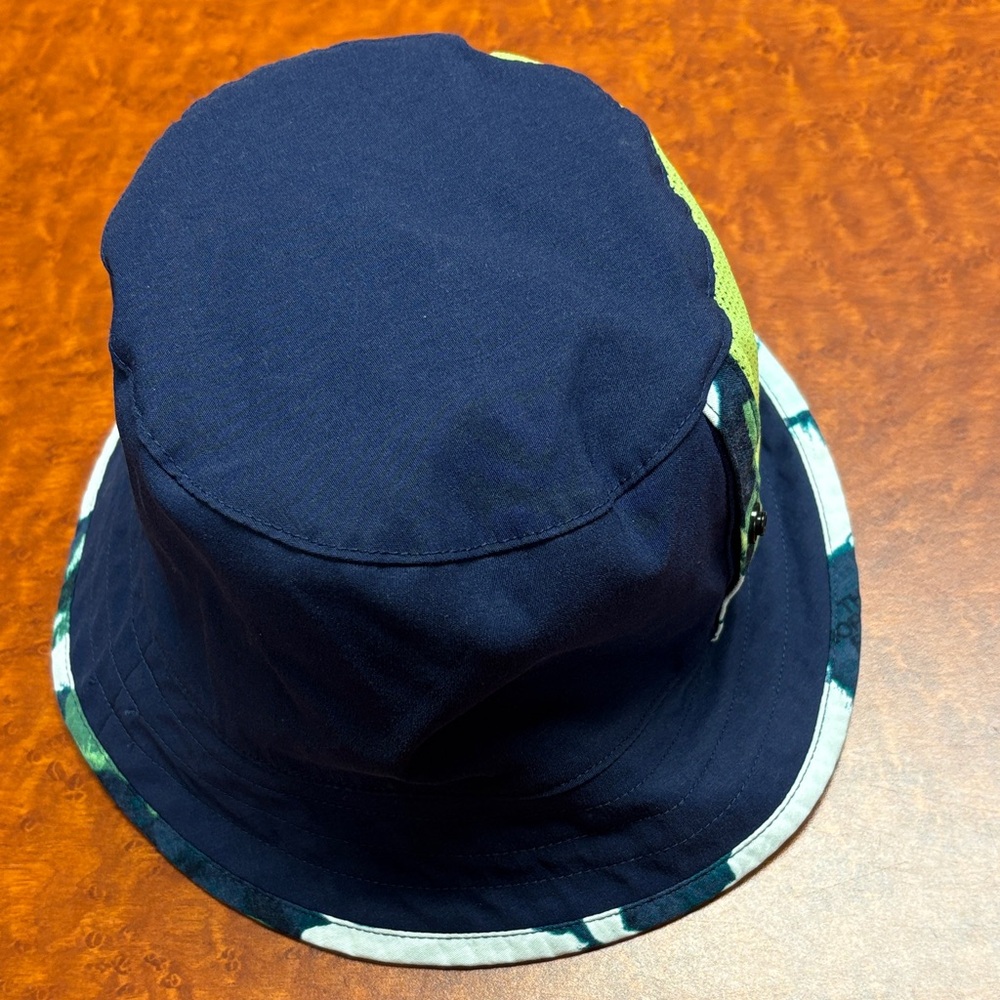 The North Face bucket hat